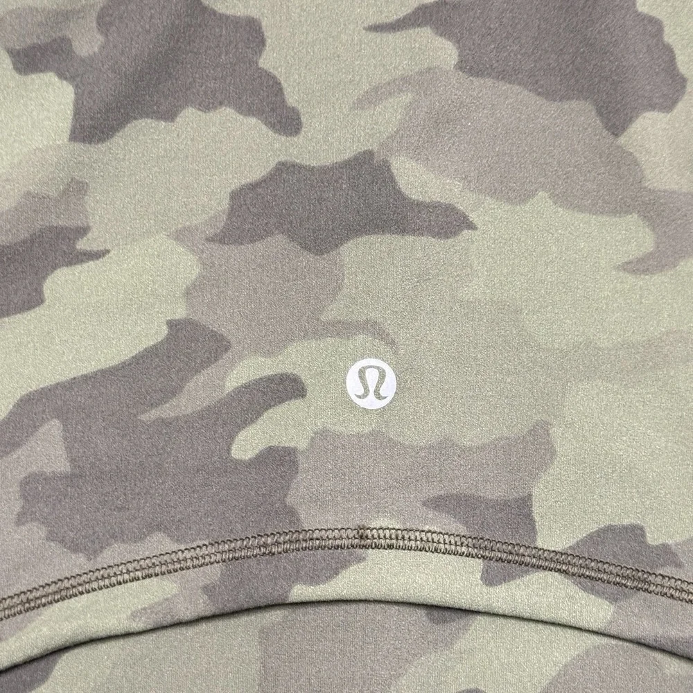Lululemon Define Jacket Womens 6 Green Camo Full Zip Athletic‎ Yoga Running